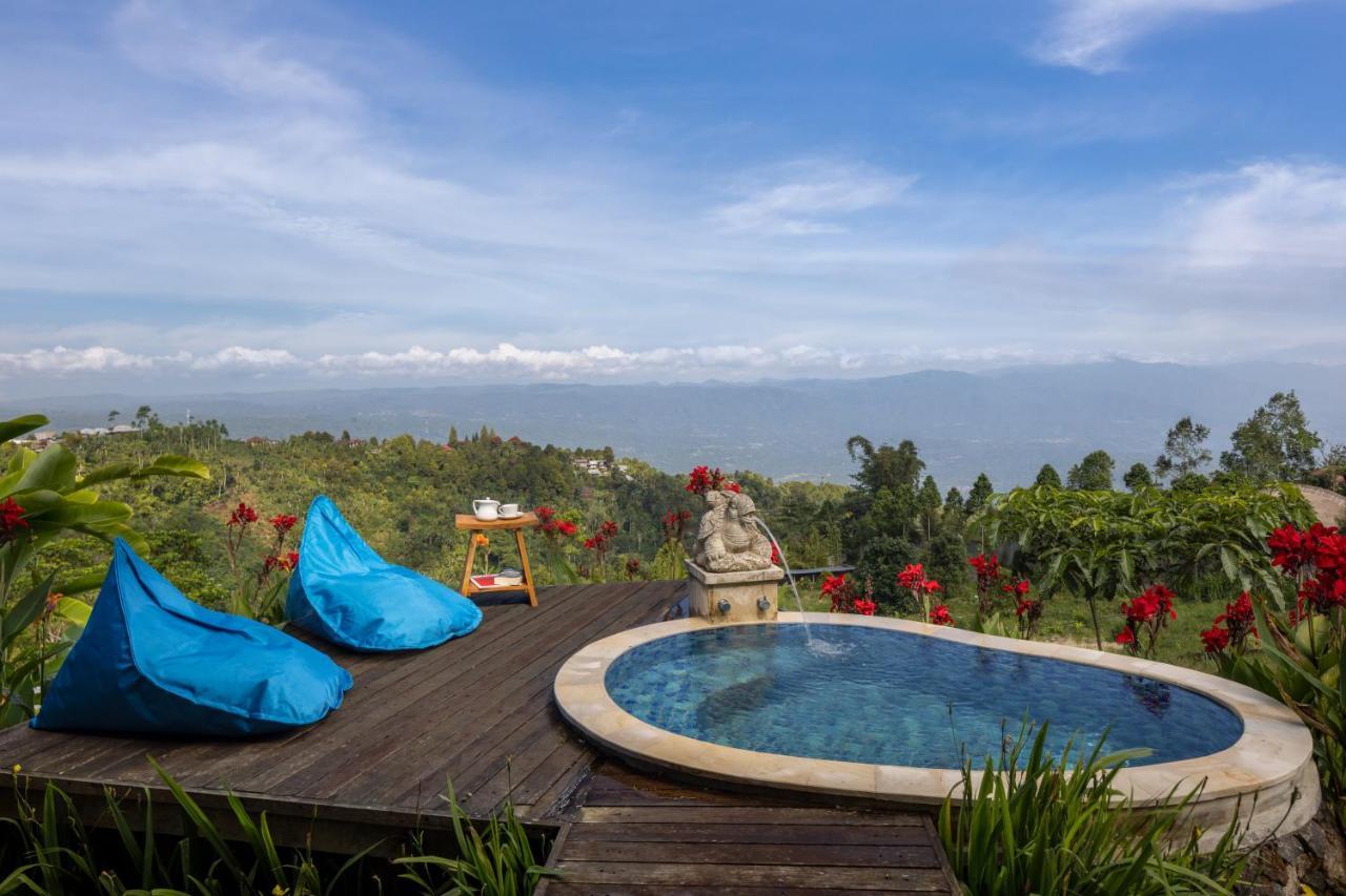 Munduk Tentrem Resort Екстер'єр фото
